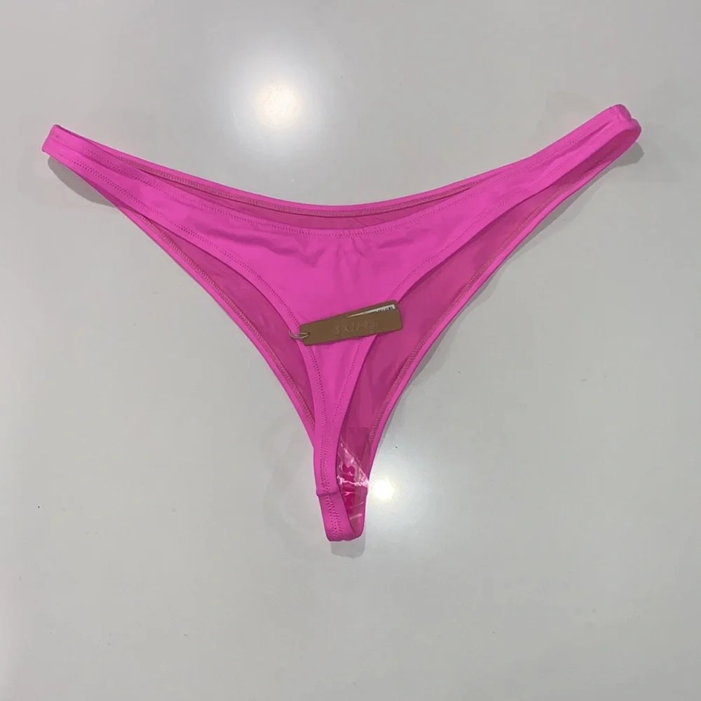 SKIMS Bathing Suit Bottoms Thong in Color Taffy Plus Size 4X NWT